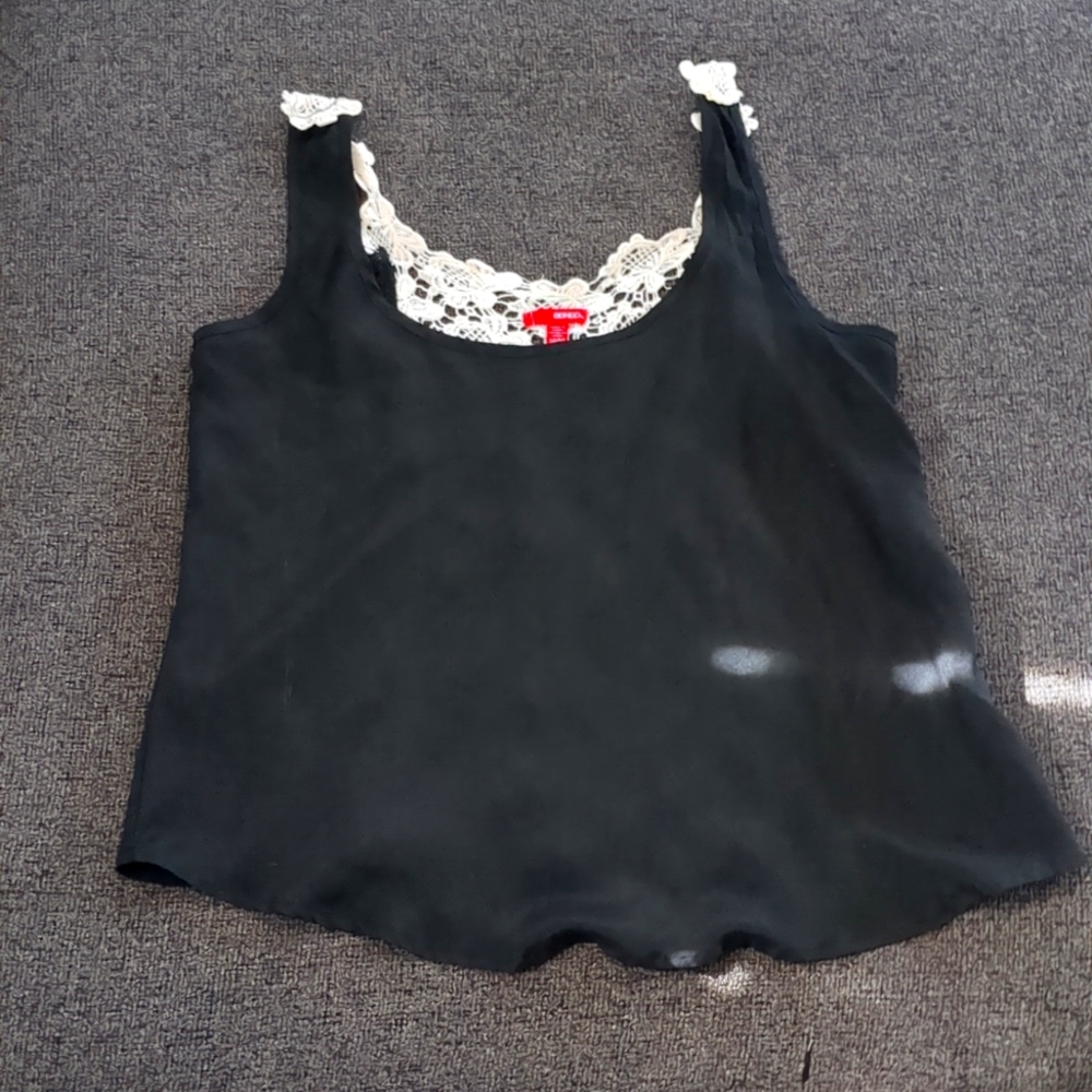 Sheer blk & cream lace tank top
